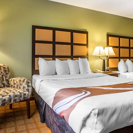 Quality Inn & Suites Marinette Extérieur photo